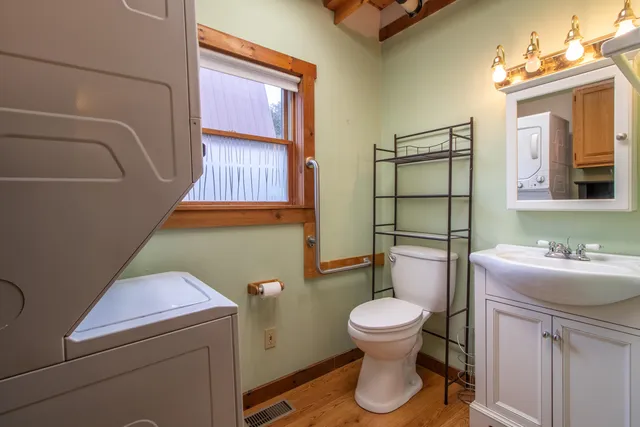 $390,000 | 199 Hardwick Farms Road, Hardwick, VT 05836