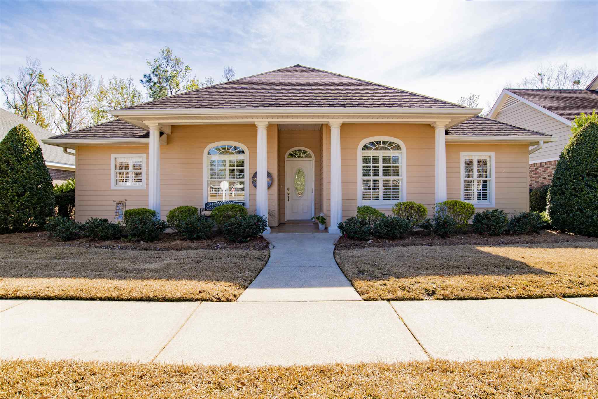 305 Savannah Circle Foley, AL 36535 - Photo 1 of 29