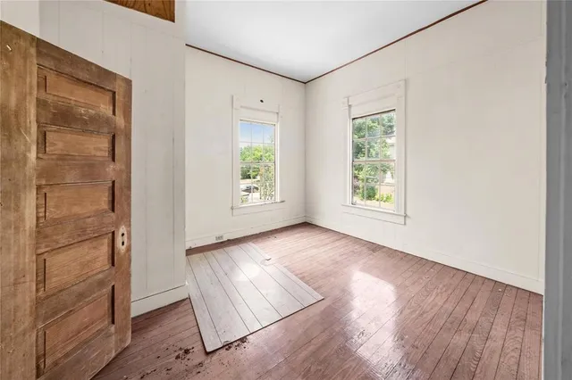 $115,000 | 523 South May Street, Palestine, TX 75801