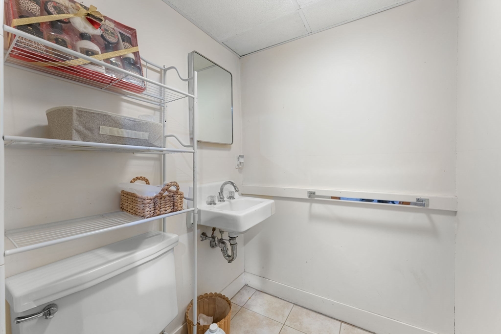 59 Briarcliff Road Brockton, MA 02301 - Photo 33 of 40