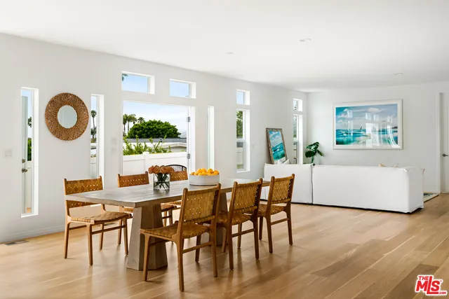 $2,395,000 | 29500 Heathercliff Road, Unit 285, Malibu, CA 90265
