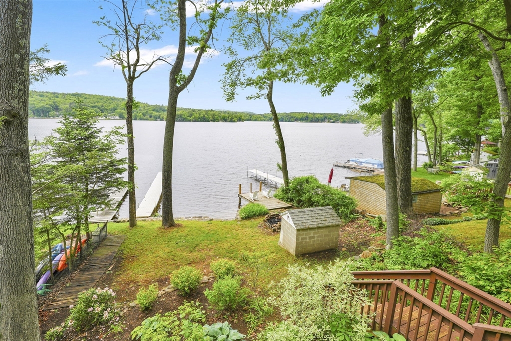 12 Forest Court Holland, MA 01521 - Photo 4 of 32