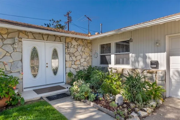 $880,000 | 23000 Lull Street, Canoga Park, CA 91304