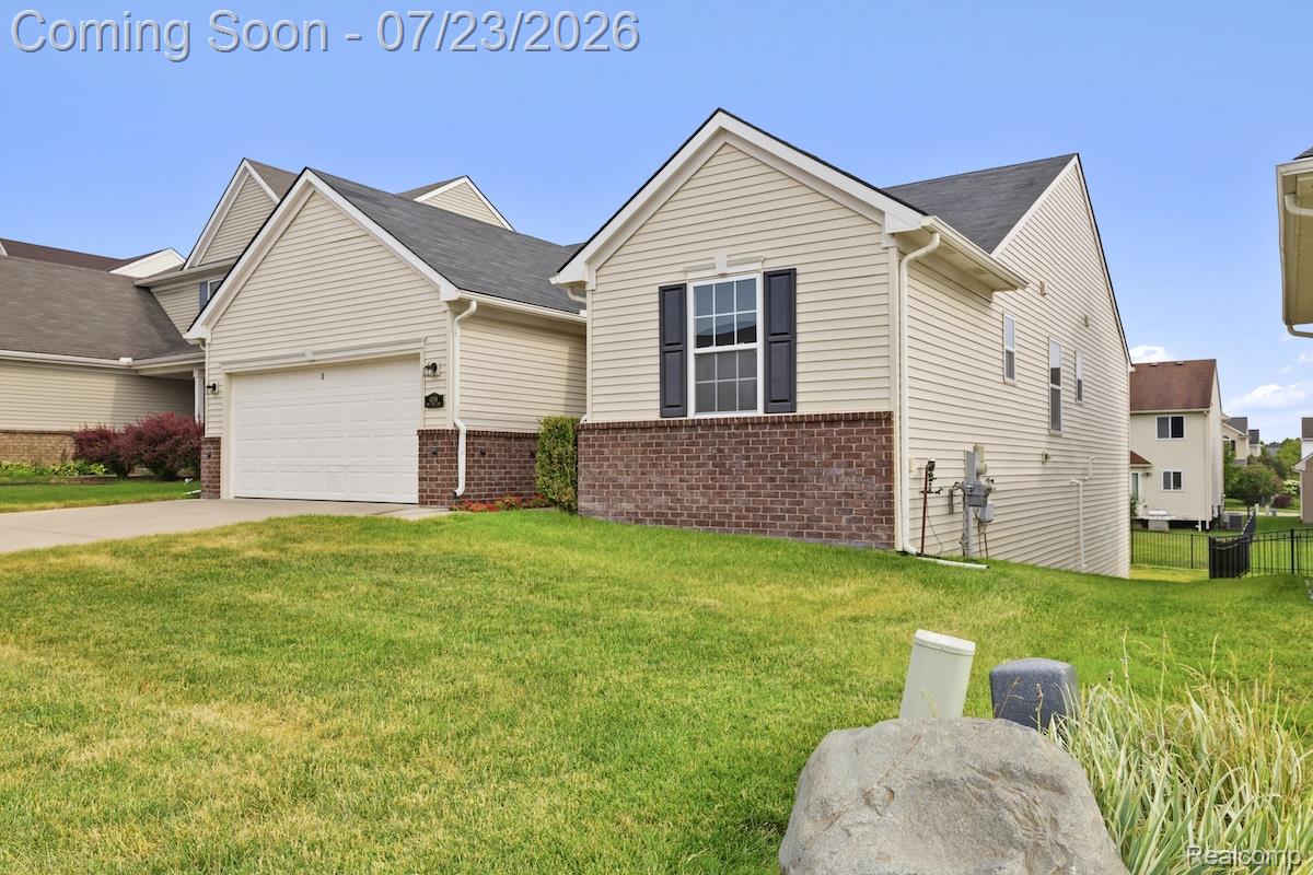 4098 Ash Tree Lane Howell, MI 48843 - Photo 2 of 33 4098 Ash Tree R6ii-8.jpg