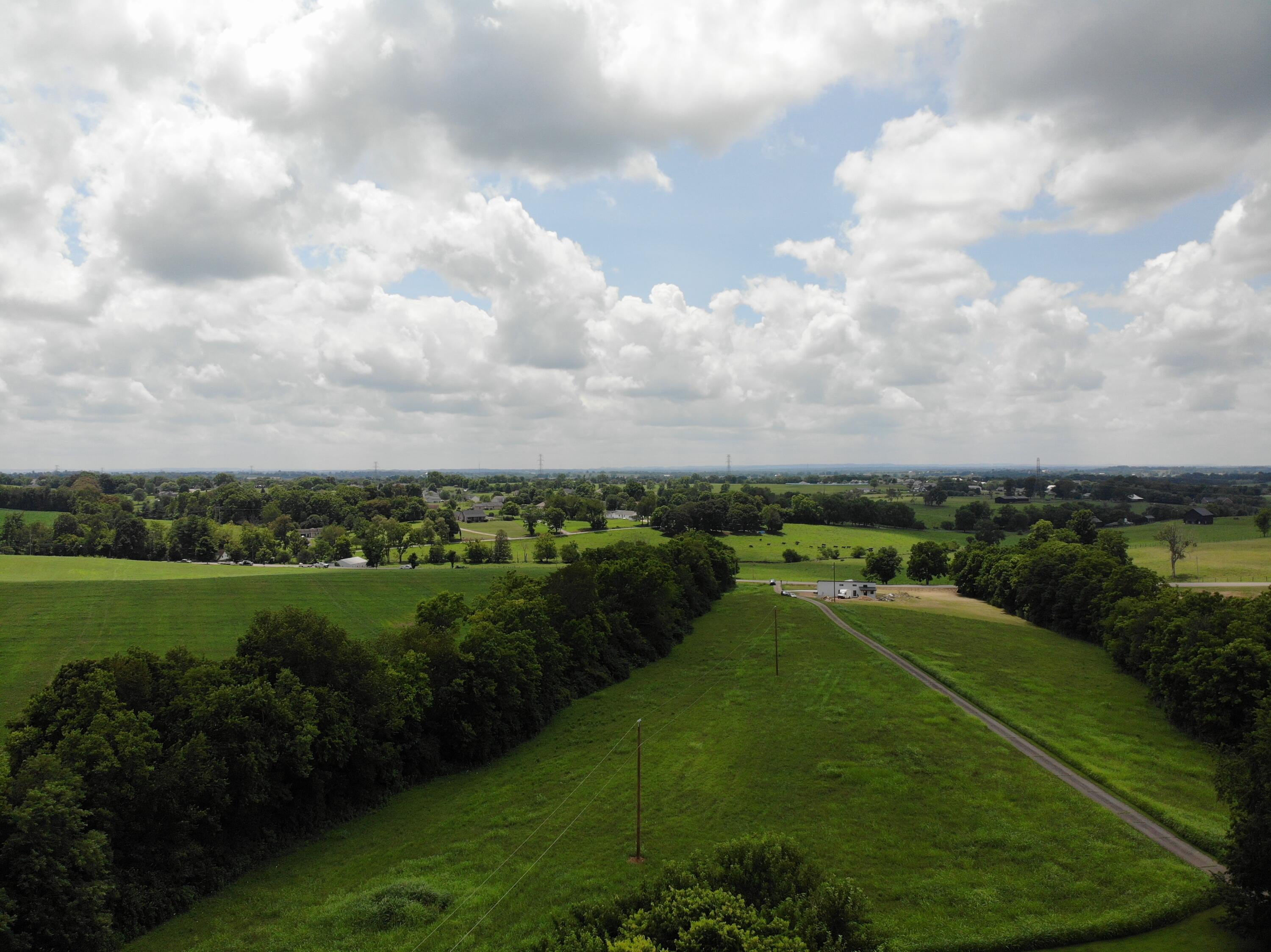 758 Ballard Road Lancaster, KY 40444 - Photo 11 of 51 DJI_0216