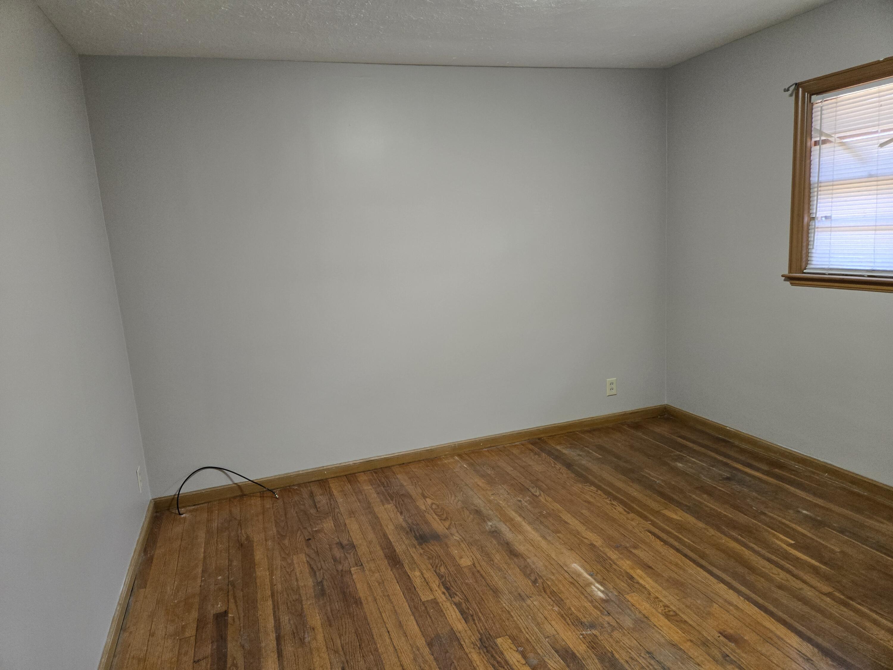 1547 Pontiac Road Benton Harbor, MI 49022 - Photo 8 of 9 20250313_123543