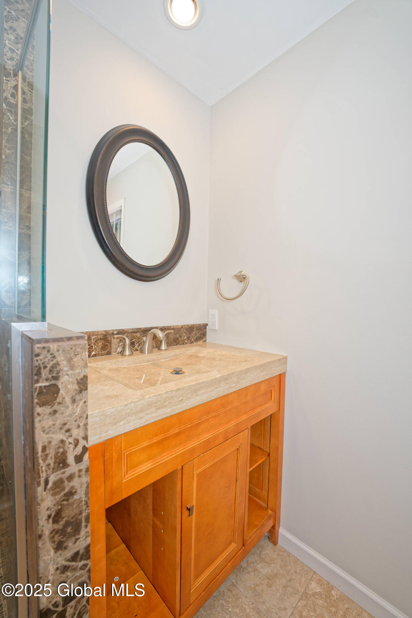 14 Birch Hill Road Albany, NY 12211 - Photo 29 of 58 8 Master 7