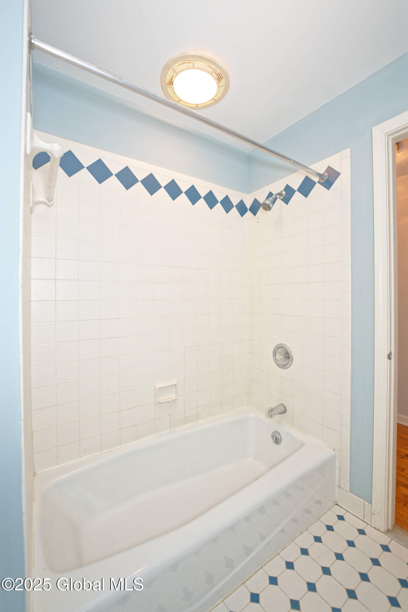 14 Birch Hill Road Albany, NY 12211 - Photo 36 of 58 main bath