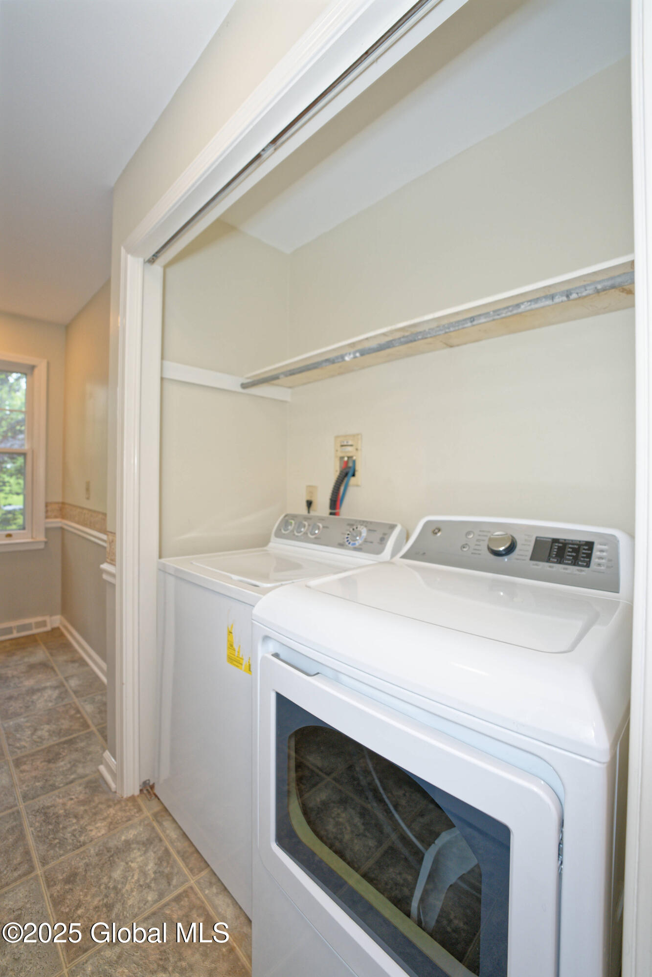 14 Birch Hill Road Albany, NY 12211 - Photo 38 of 58 laundry