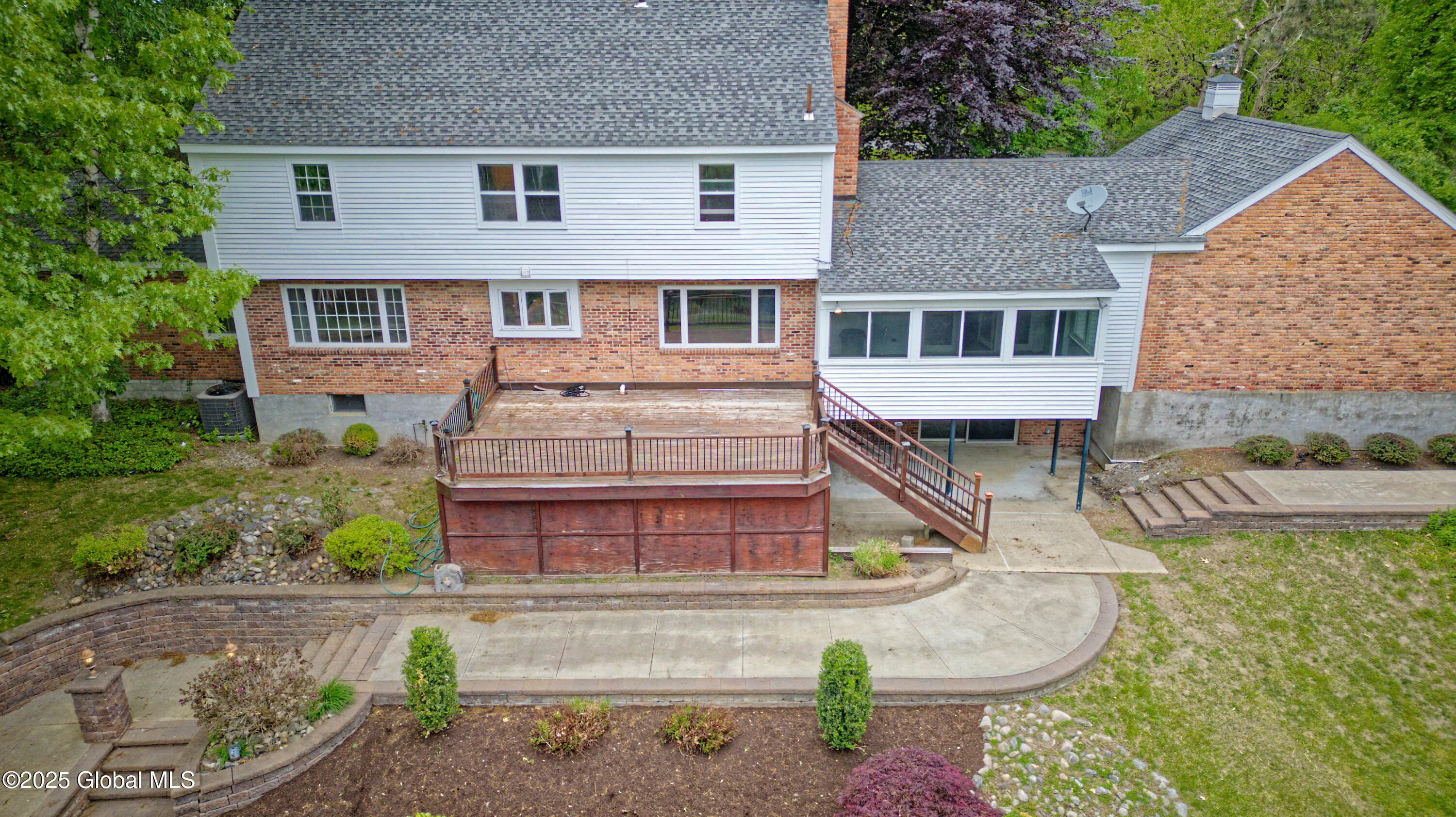 14 Birch Hill Road Albany, NY 12211 - Photo 44 of 58 Air Yard 1