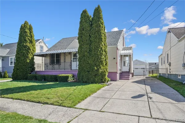 $199,900 | 239 Curtiss Street, Cheektowaga, NY 14212