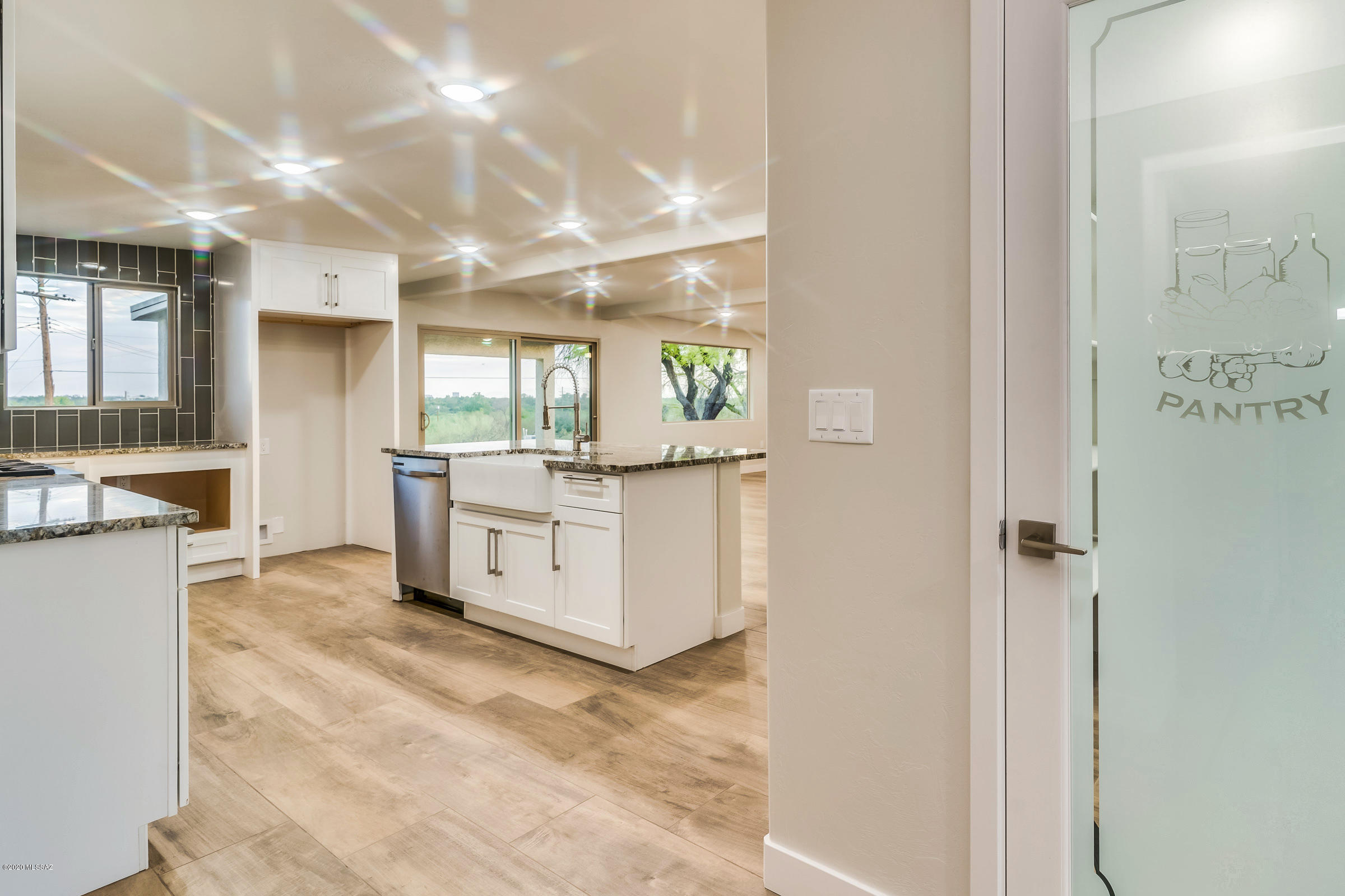 6870 East River Road Tucson, AZ 85750 - Photo 10 of 50 Gallery Image 10