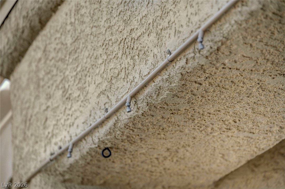 2700 Rue Montpellier Avenue Henderson, NV 89044 - Photo 36 of 39 Exterior view