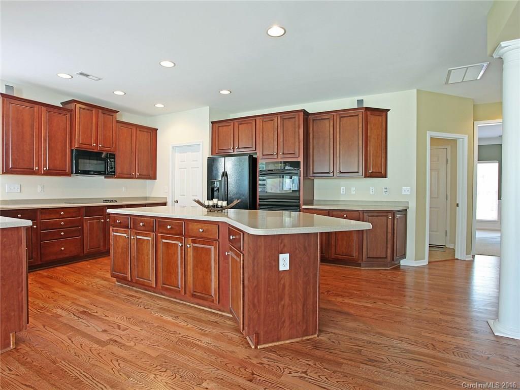 314 Drake Park Avenue Fort Mill, SC 29708 - Photo 7 of 24