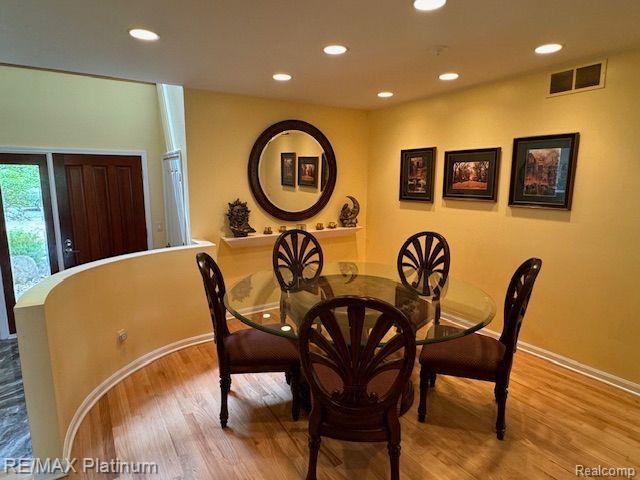 5234 King Road Howell, MI 48843 - Photo 11 of 21