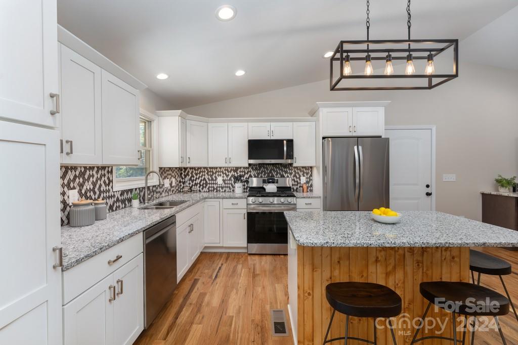 167 Flint Morgan Road Mars Hill, NC 28754 - Photo 14 of 30 Gallery Image 14