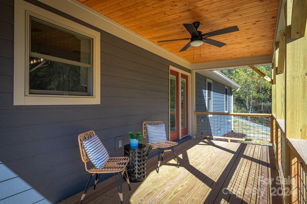 167 Flint Morgan Road Mars Hill, NC 28754 - Photo 4 of 30 Gallery Image 4