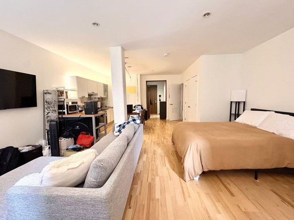 346 Congress Street, Unit 210 Boston, MA 02210 - Photo 4 of 12