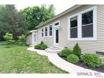 2912 Steppig Road Columbia, IL 62236 - Photo 3 of 24