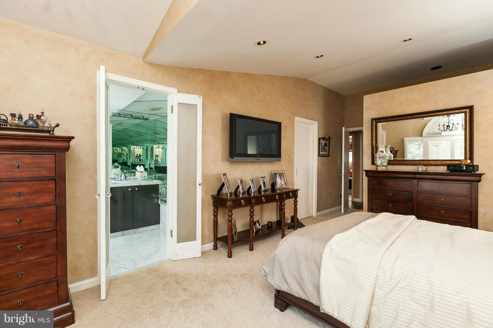 2914 Old Court Road Baltimore, MD 21208 - Photo 17 of 28 Bedroom (Master)