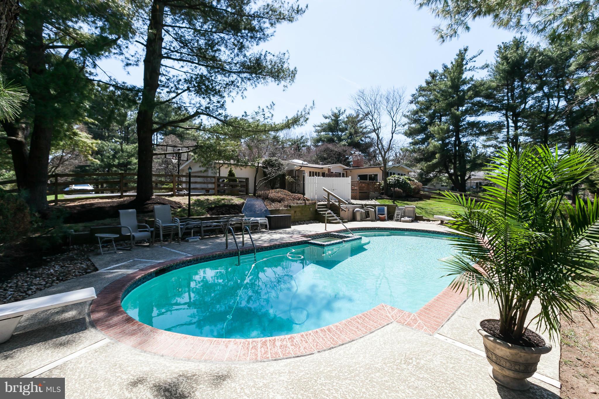 2914 Old Court Road Baltimore, MD 21208 - Photo 25 of 28 In-ground Heated Pool