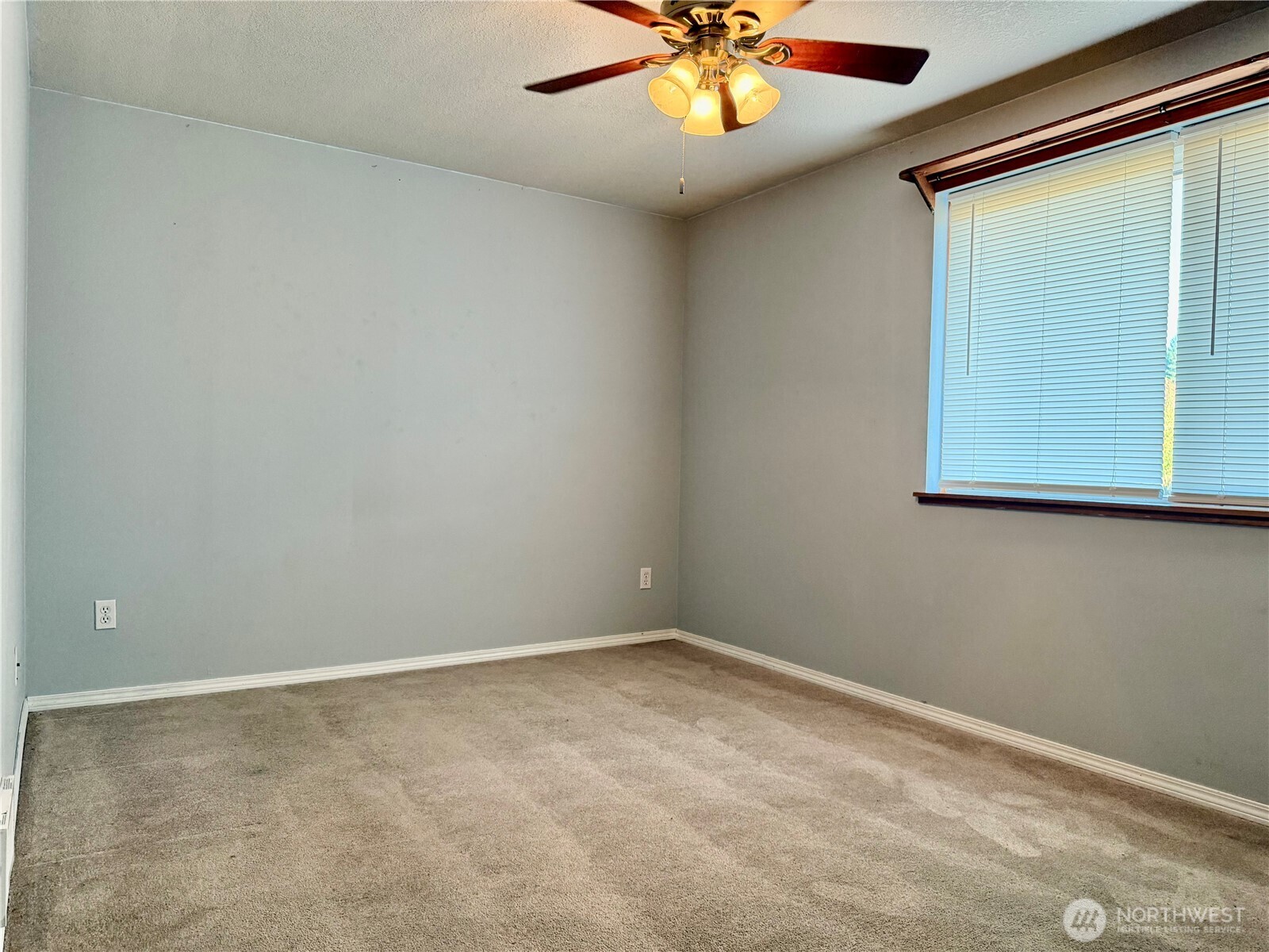 142 Gassman Road Castle Rock, WA 98611 - Photo 8 of 17 Gallery Image 8