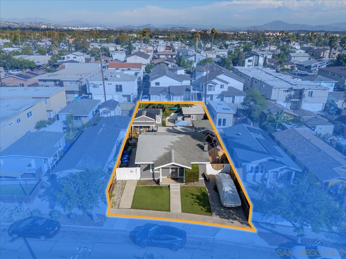 4667 35th Street San Diego, CA 92116 - Photo 27 of 29 a view of a balcony with wooden floor
