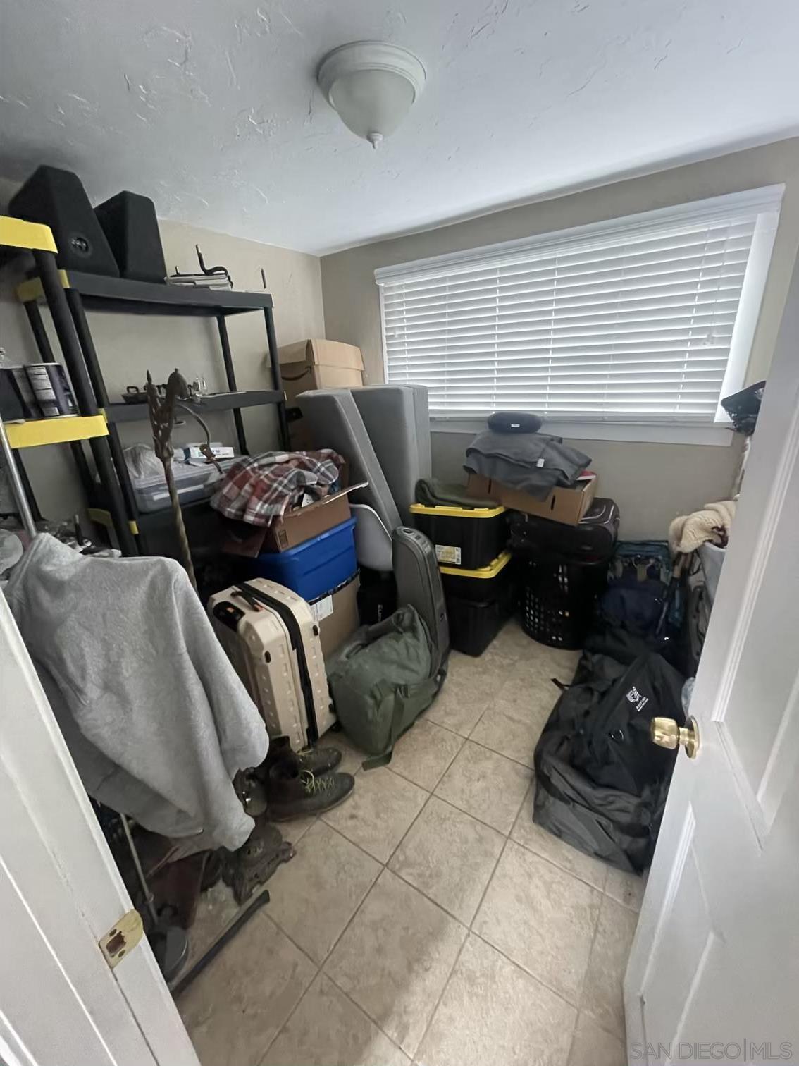4667 35th Street San Diego, CA 92116 - Photo 9 of 29 a living room with furniture