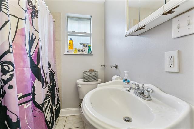 4925 Rhodes Drive New Orleans, LA 70126 - Photo 10 of 12