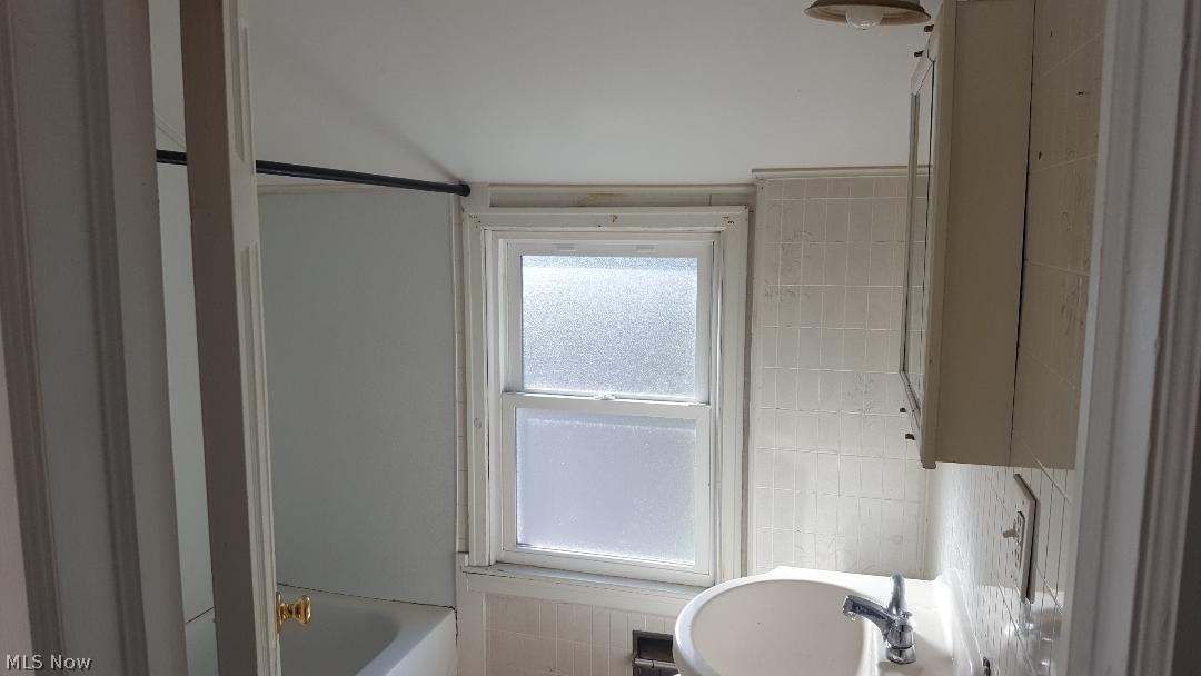 1006 West College Road Alliance, OH 44601 - Photo 11 of 14 Gallery Image 11