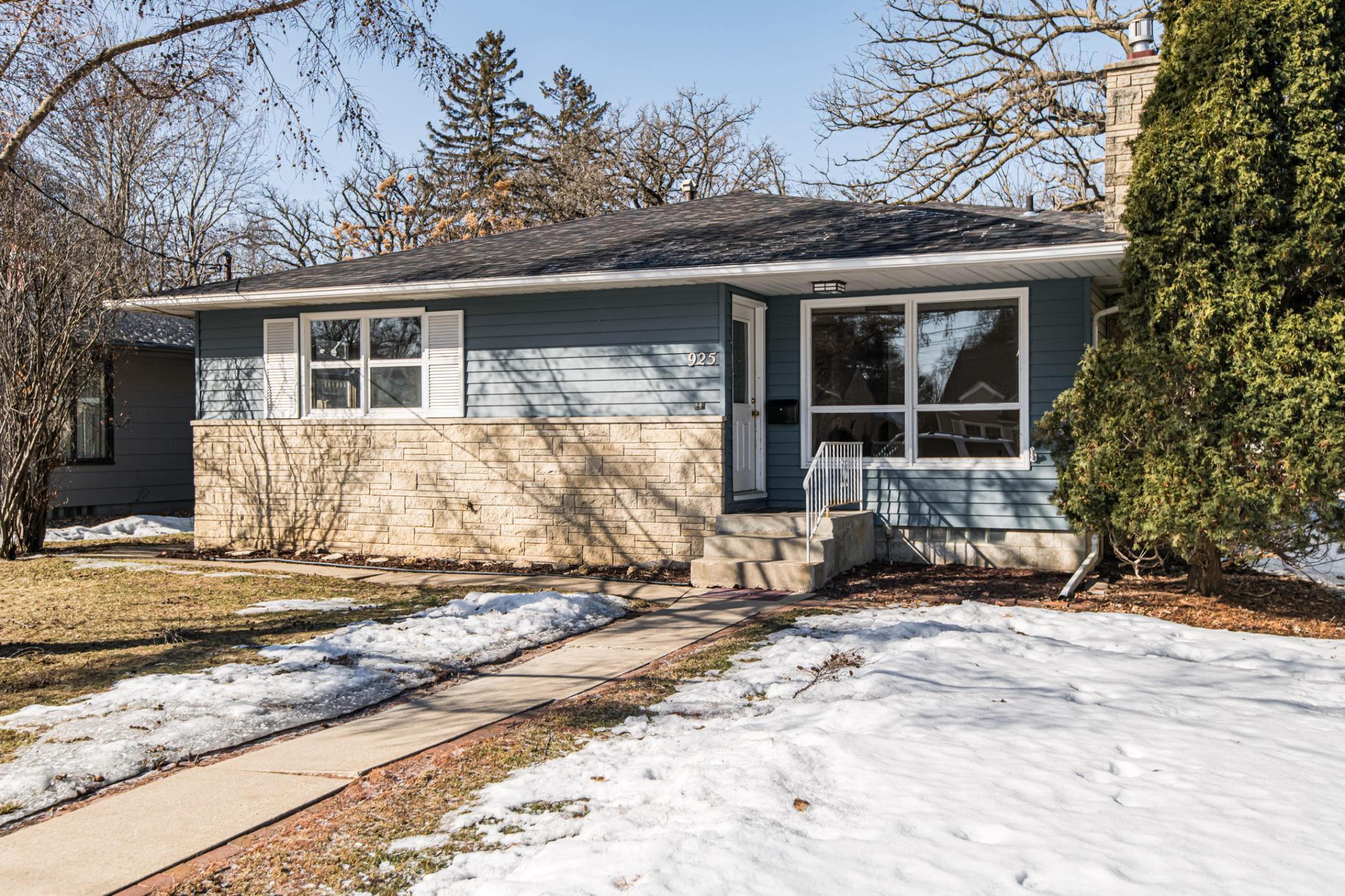 925 7th Avenue Southwest Rochester, MN 55902 - Photo 1 of 1