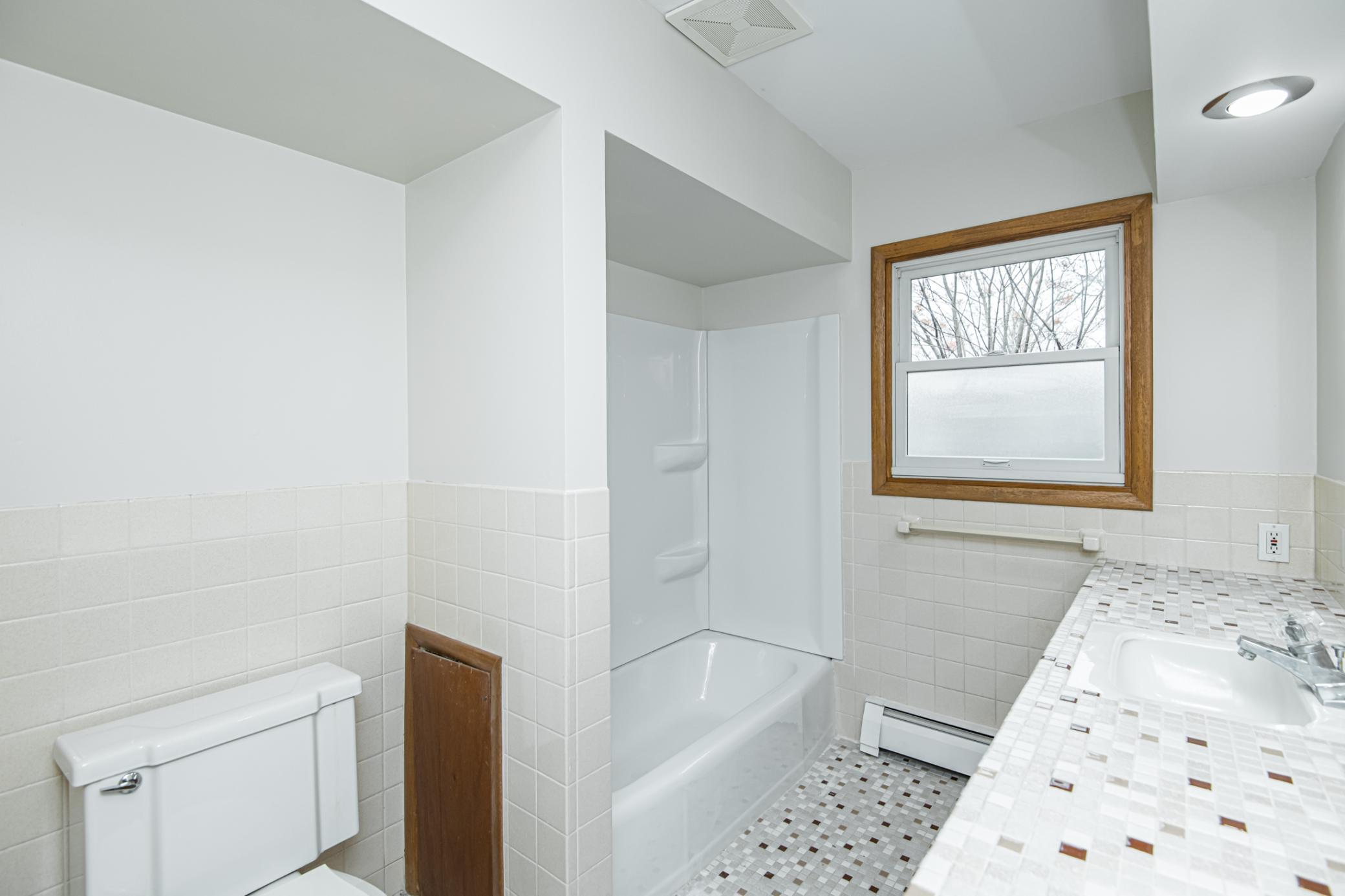 925 7th Avenue Southwest Rochester, MN 55902 - Photo 16 of 40 Gallery Image 16