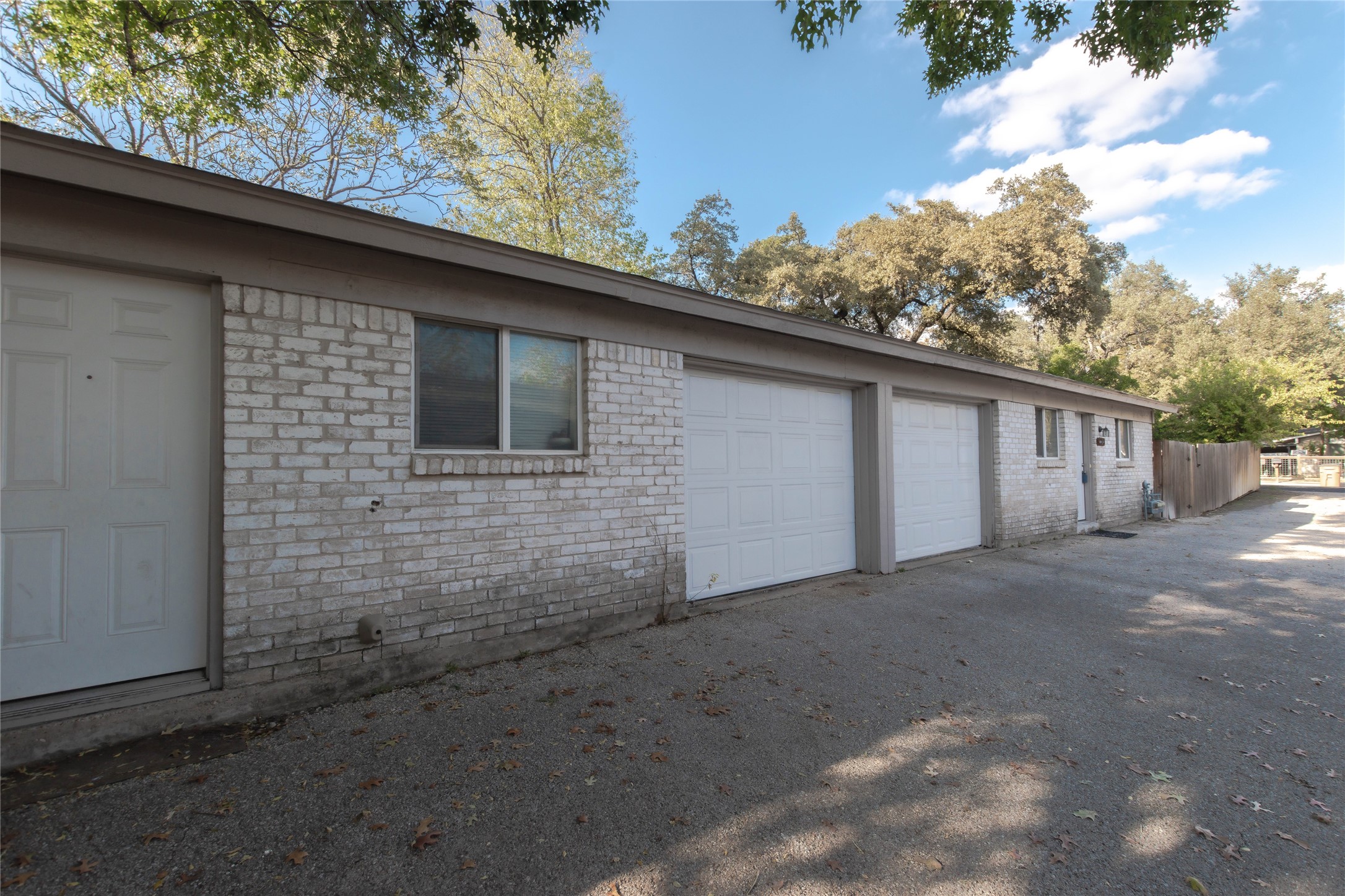 2005 Matthews Lane, Unit 2 Austin, TX 78745 - Photo 20 of 25