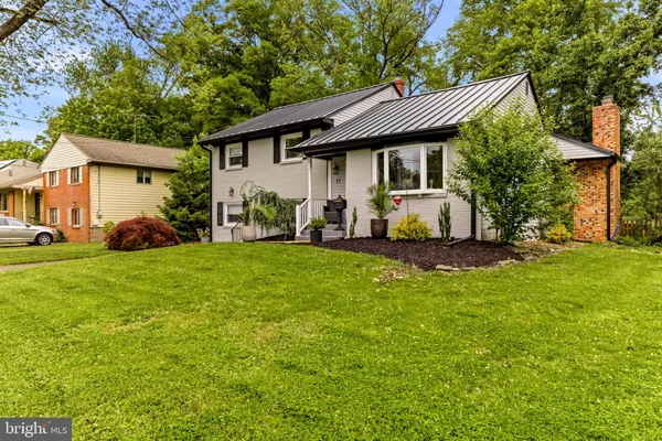 $812,000 | 17 Devon Court, Haddonfield, NJ 08033