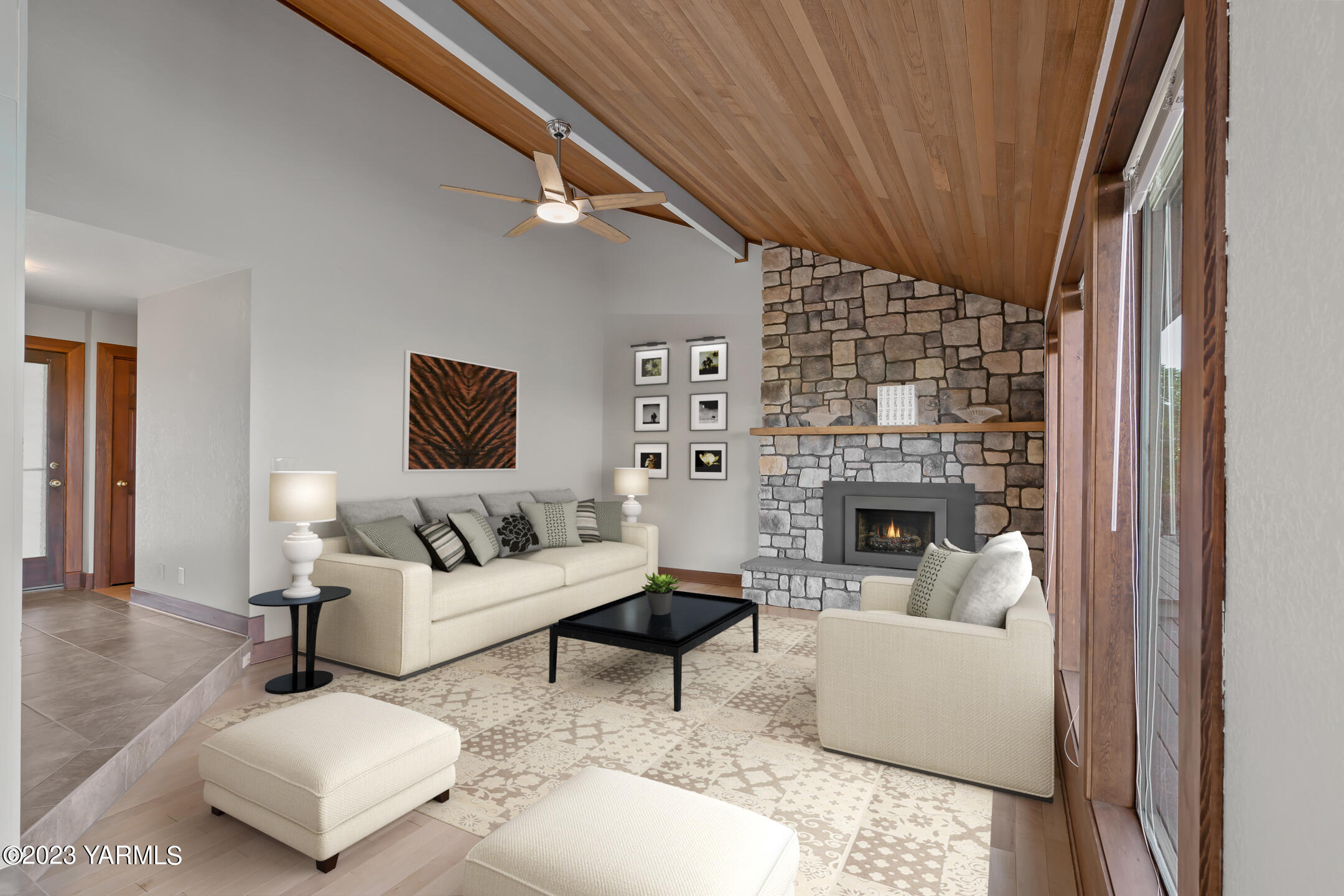 291 Orchard Street Yakima, WA 98908 - Photo 6 of 35 a living room with furniture and a fireplace