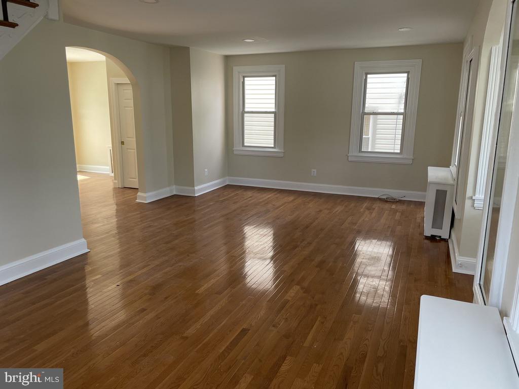 201 Simpson Road Ardmore, PA 19003 - Photo 4 of 37