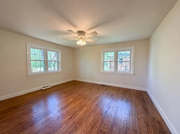 $420,000 | 101 Oak Street, Smyrna, TN 37167