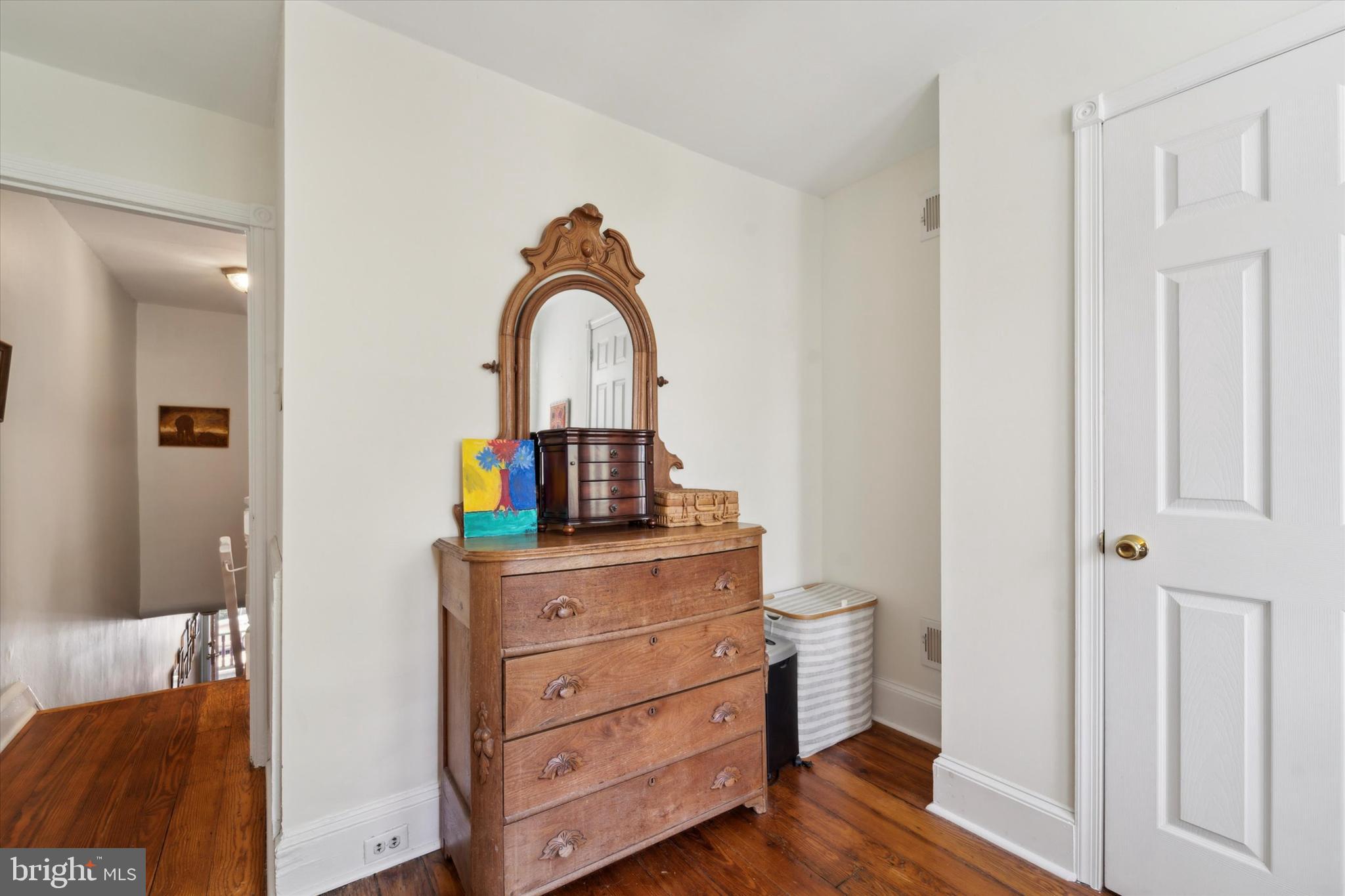 57 West Mt Airy Avenue Philadelphia, PA 19119 - Photo 20 of 25 Gallery Image 20