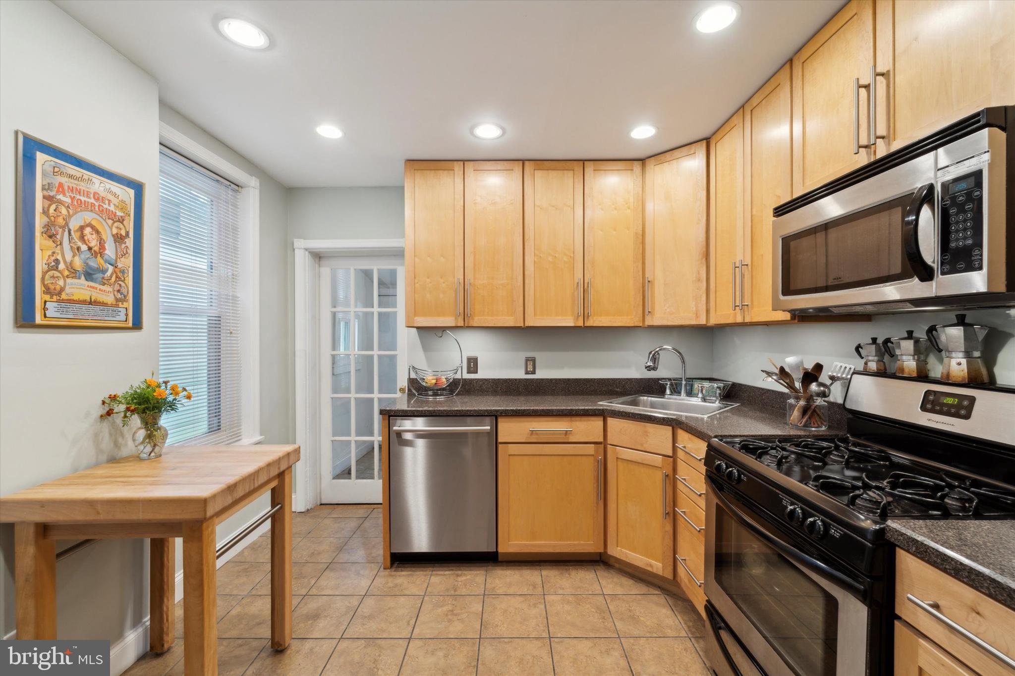 57 West Mt Airy Avenue Philadelphia, PA 19119 - Photo 7 of 25 Gallery Image 7