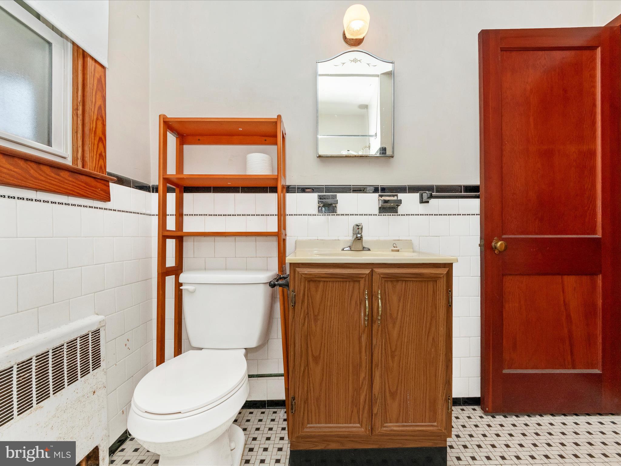 441 Shipley Road Linthicum Heights, MD 21090 - Photo 22 of 51 Primary Bathroom