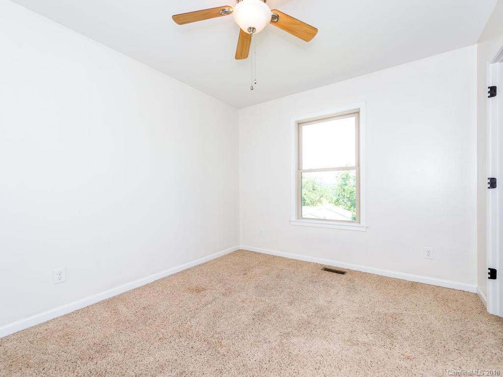 351 Deaverview Road Asheville, NC 28806 - Photo 19 of 33 Gallery Image 19