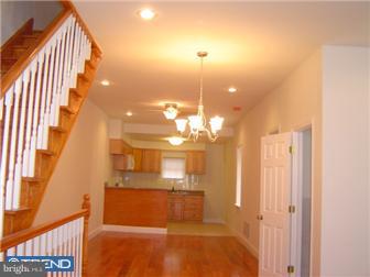 2217 Tasker Street Philadelphia, PA 19145 - Photo 7 of 10 Living Room
