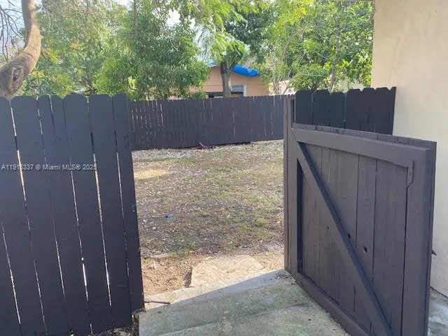 $2,999 | 2402 Northwest 42nd Street, Miami, FL 33142