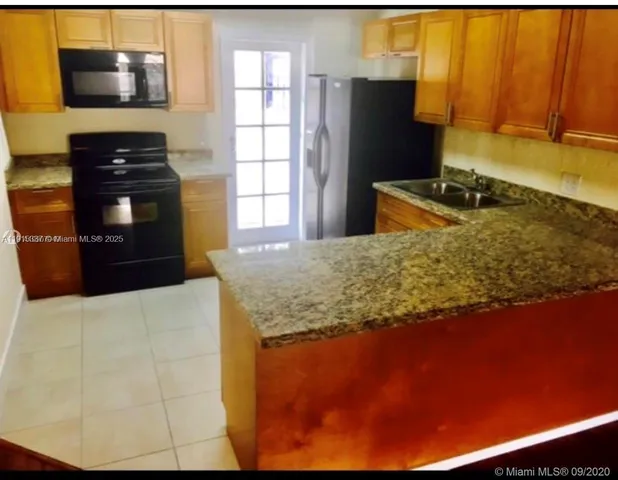 $2,999 | 2402 Northwest 42nd Street, Miami, FL 33142