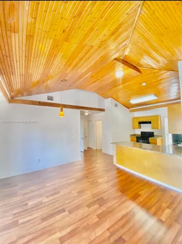 $2,999 | 2402 Northwest 42nd Street, Miami, FL 33142