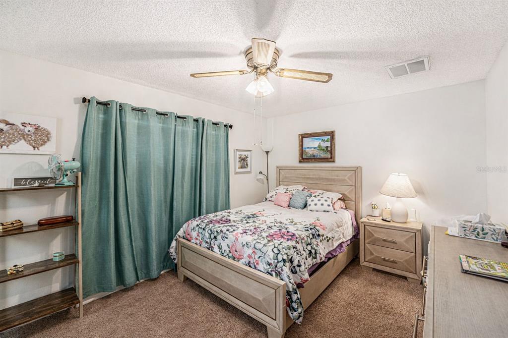 10736 Laquinta Drive New Port Richey, FL 34654 - Photo 18 of 34