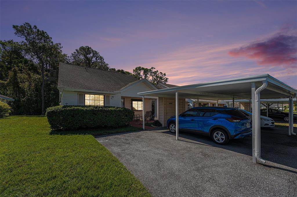 10736 Laquinta Drive New Port Richey, FL 34654 - Photo 4 of 34