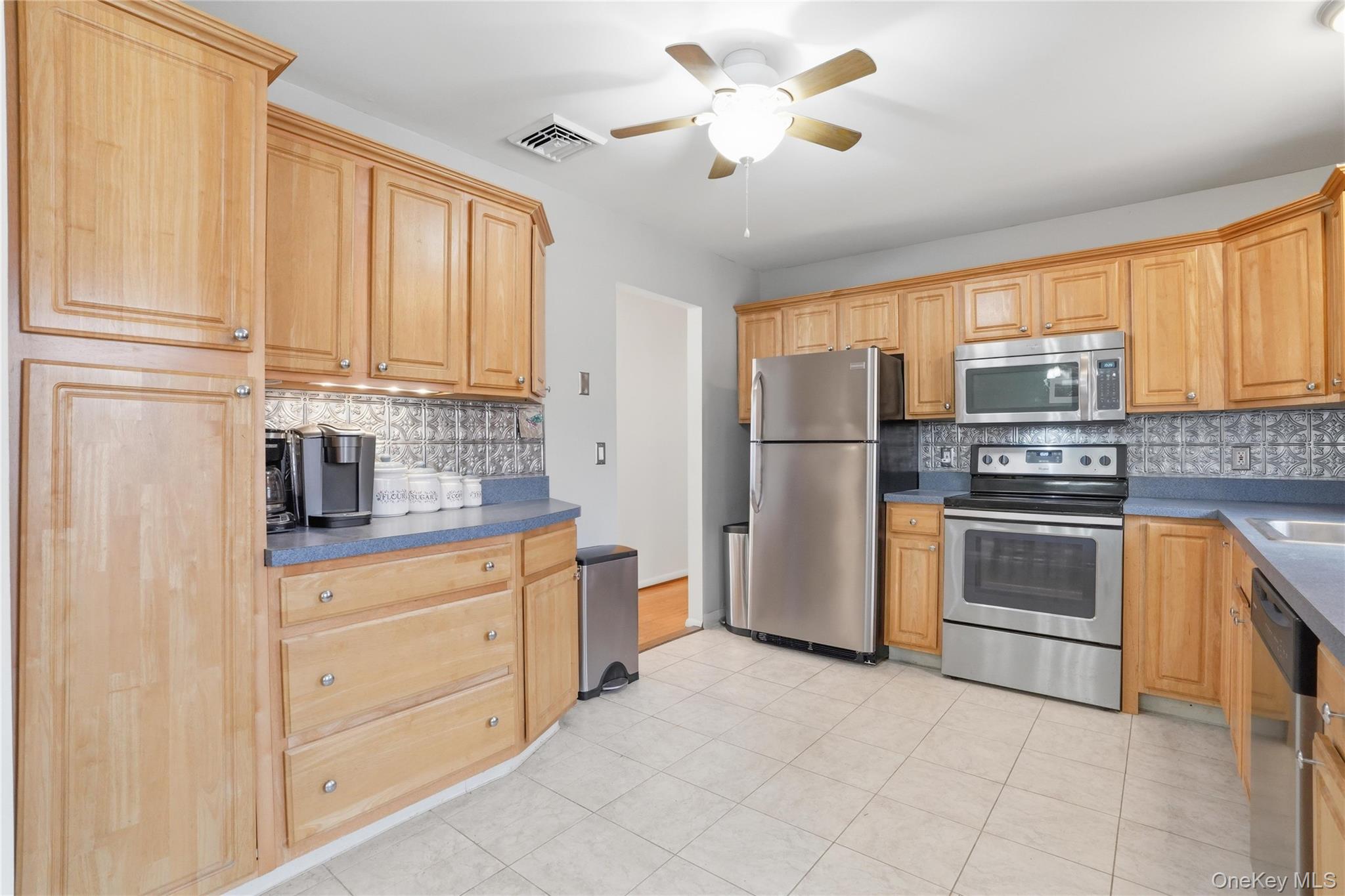 227 Lakeside Road Newburgh, NY 12550 - Photo 24 of 42