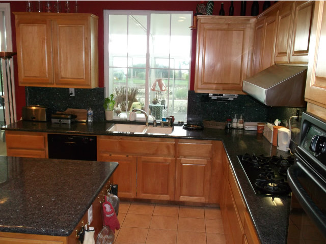 28823 Bay Heights Road Hayward, CA 94542 - Photo 4 of 11 Gallery Image 4