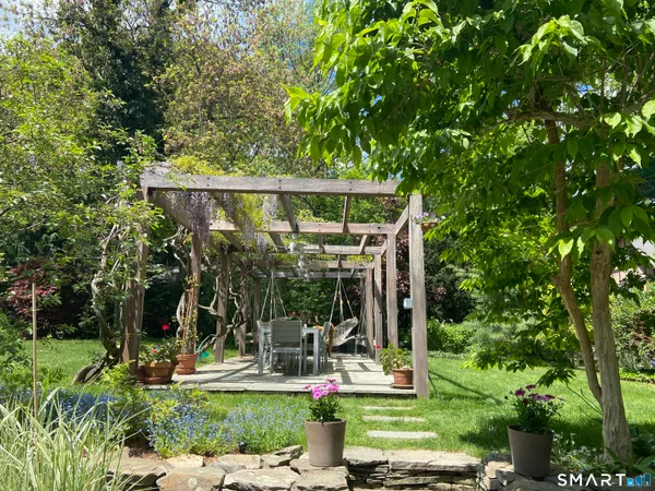 $5,500 | 82 Edgehill Road, New Haven, CT 06511